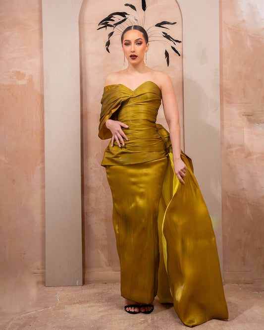 LOOK 7 – OPULENT & EXTRAVAGANT