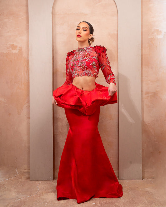 LOOK 3 – FIERCE & REGAL