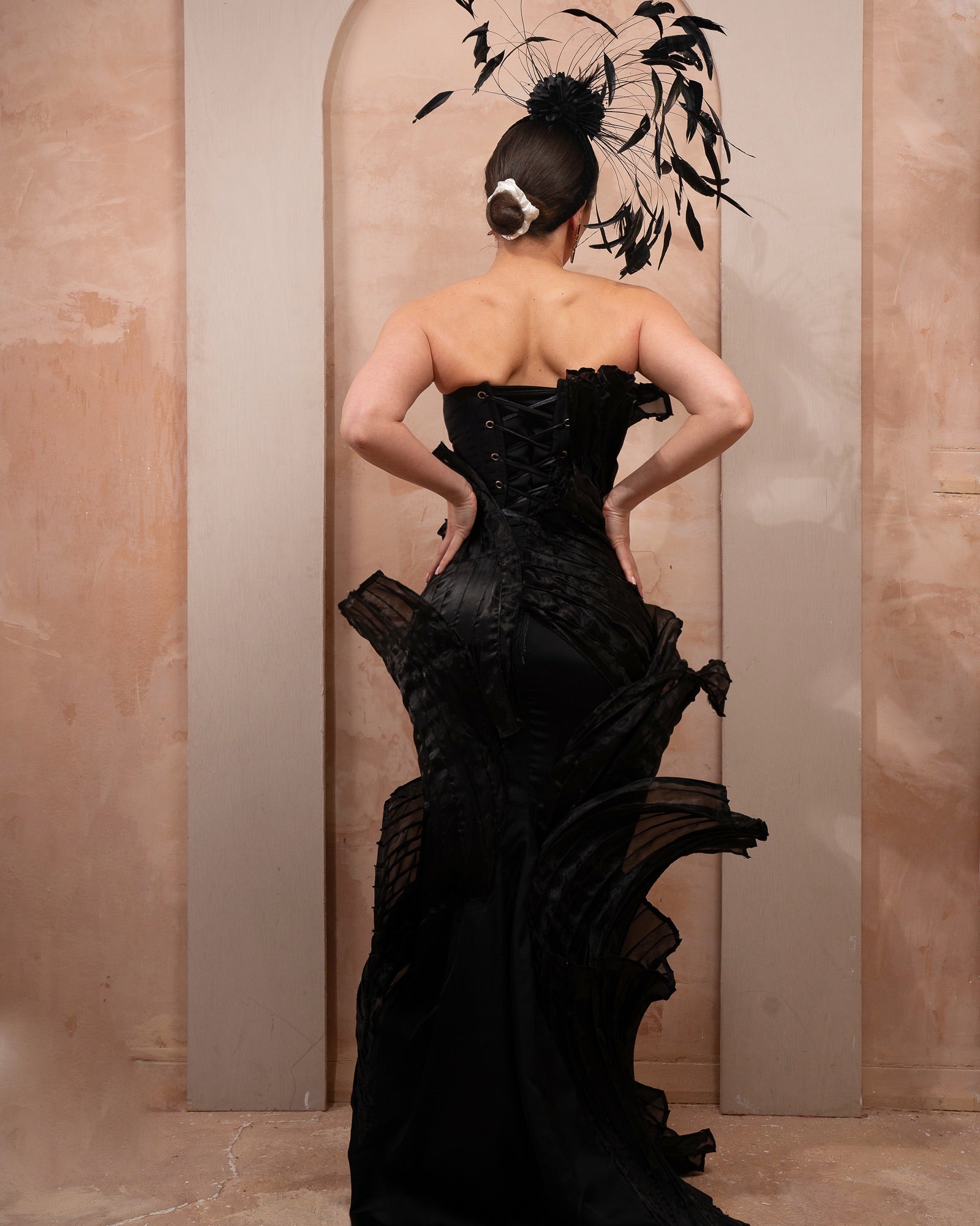 THE VIVACIOUS LADY 07 (LOTUS)