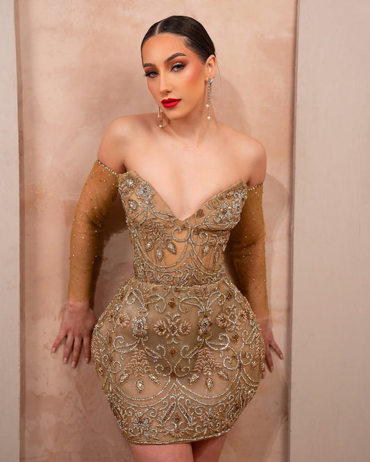 LOOK 4 – GLAMOROUS & DANGEROUS